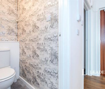 2 bedroom flat to rent - Photo 6