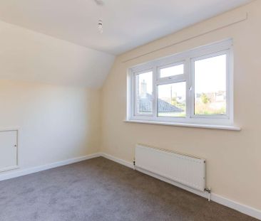 PLEASE EMAIL TO REGISTER YOUR INTEREST - A four bedroom detached ho... - Photo 5