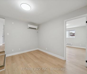 251 Simcoe Street S #105 - Photo 5