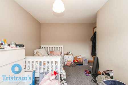 6 bed Semi-Detached House for Rent - Photo 3