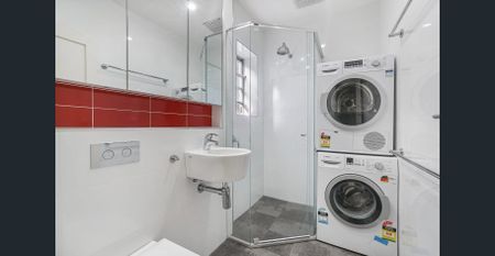 Classic Art Deco apartment of village convenience - Photo 3