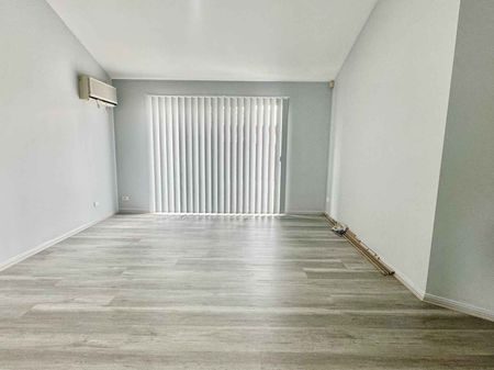 Renovated & Ready to call Home . - Photo 4