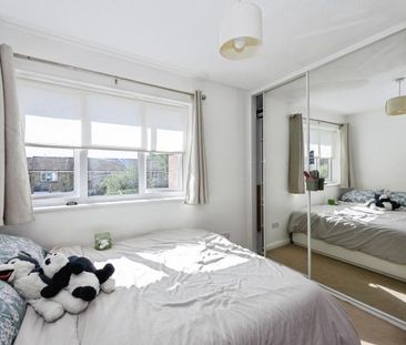 2 bedroom house to rent Kings Mead, South Nutfield, Redhill, RH1 - Photo 6