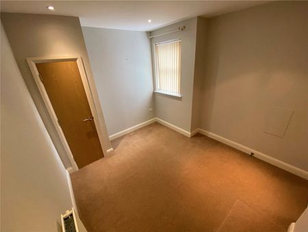 Bacara Court, 6-8 Charlton Drive, Sale, Manchester, M33 2BJ - Photo 5