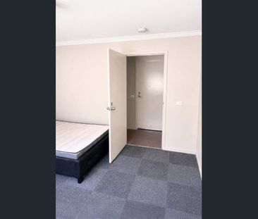 Prime student location - Photo 6