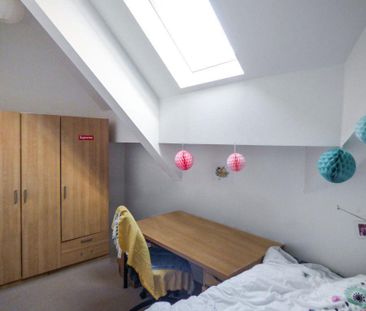 2 bedroom flat to rent - Photo 6