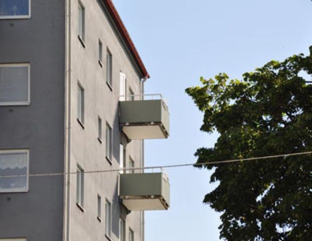 Eketrägatan 17 - Foto 1