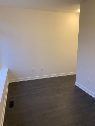 For Lease - 197 Salterton Circle, Vaughan, Ontario - Photo 3