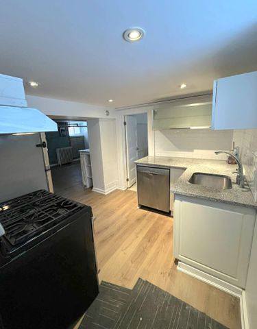 For Lease - 225 Indian Road Unit# Bsmt Apt, Toronto, Ontario - Photo 3