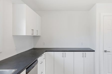 For Lease - 9592 BEACHWOOD Road Unit# 2, Collingwood, Ontario - Photo 3