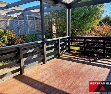 6 Bland Place, Stirling ACT 2611 - House For Rent | Domain - Photo 6