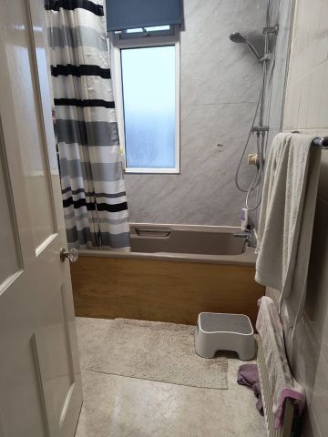 Room in a Shared House, Aldborough Road South, IG3 - Photo 5