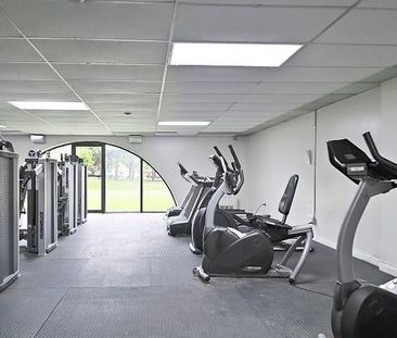 For Lease - 50 Mississauga Valley Boulevard Unit# 416, Mississauga,... - Photo 4