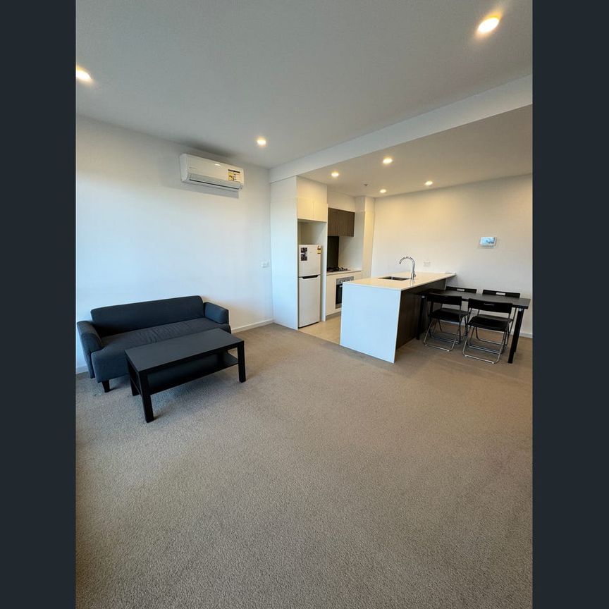 Fully Furnished 1 Bedrooms 1 Bathroom apartment - Photo 1