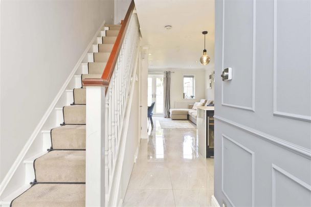 Kingfisher Close, Harrow, HA3 - Photo 1