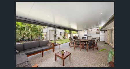 4 Floyd Court, 4214, Parkwood Qld - Photo 5