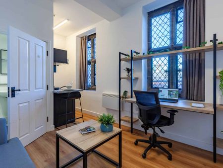 Classic 1 Bed - Photo 2