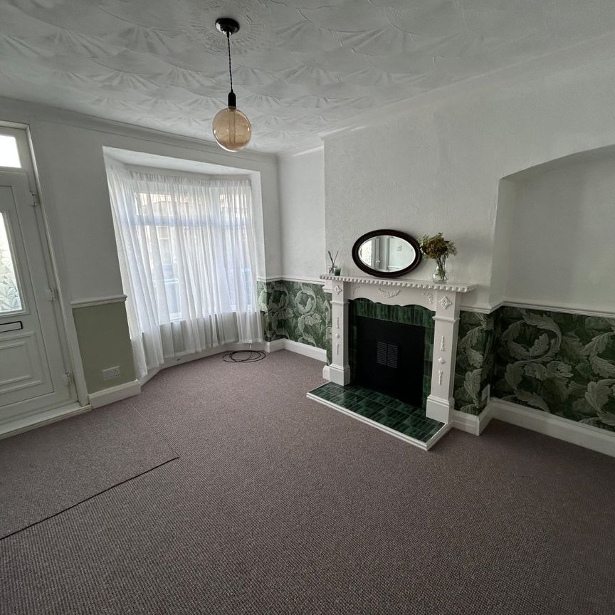 2 bedroom terraced house to rent - Photo 1