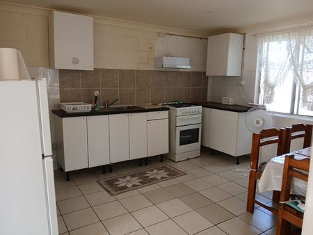 Coopers Plains - Photo 5