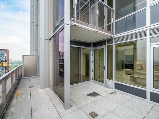 For Lease - 11 Yorkville Avenue Unit# 2411, Toronto, Ontario - Photo 1