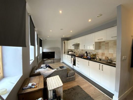 Studio to rent - Photo 1