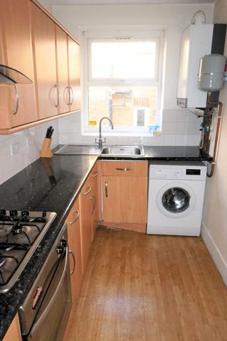 1 bedroom flat to rent - Photo 3