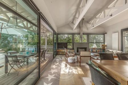 SOMPTUEUSE VILLA « CAP OUEST » AVEC PISCINE, AU COEUR DES ABATILLES, CAPACITÉ 8 PERSONNES - Photo 4