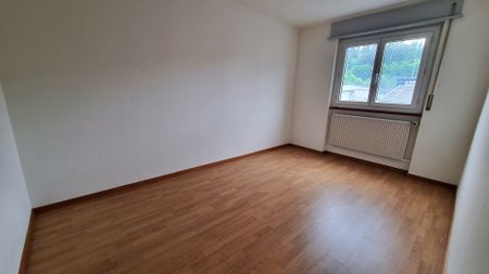 Appartement rénové de 3.5 pièces au rez-de-chaussée à Bassecourt - Photo 3