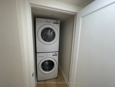 11 Lloyd Sanderson Drive #Bsmt - Photo 3