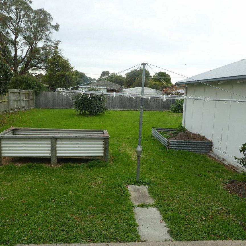 NEAT HOME - Photo 1