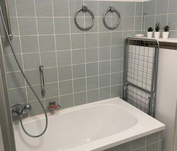 Nachmieter ab 15.11 (vllt. 1.11) - 59qm 2-Zimmerwohnung - Photo 1
