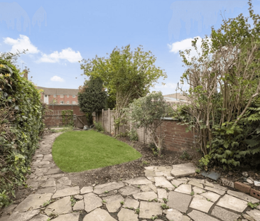 6 bedroom terraced house to rent - Photo 1