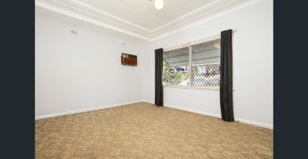 Three Bedroom Neat Home Available - Photo 4