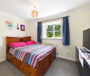 4 bedroom detached house to rent - Photo 6