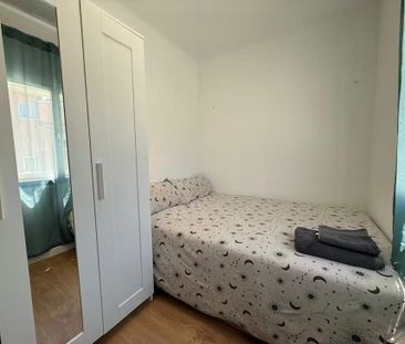 Calle de Santa Julia, Madrid, Community of Madrid 28053 - Photo 6