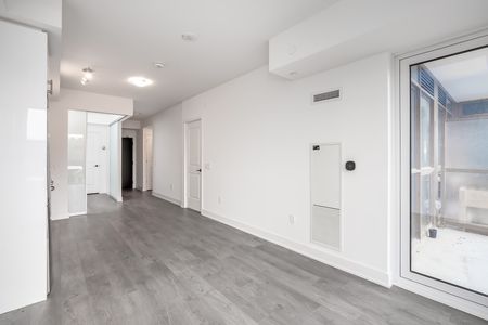 For Lease - 2343 Khalsa Gate Unit# 513, Oakville, Ontario - Photo 3