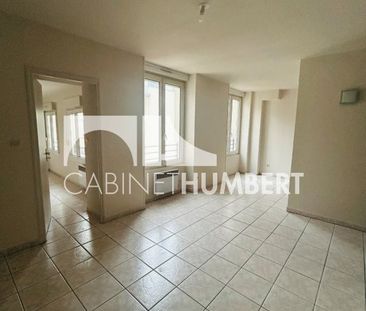 Location Appartement 2 pièces 40m² ST ETIENNE 42000 - Photo 2