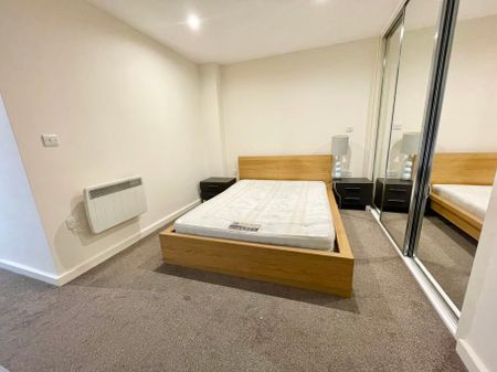 Quay One, Leeds City Centre - Photo 5