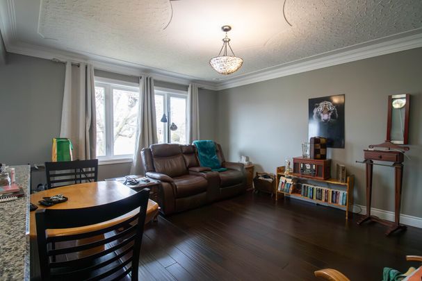 133 Afton Ave, Welland - 3 Bedroom Main Unit - Photo 1