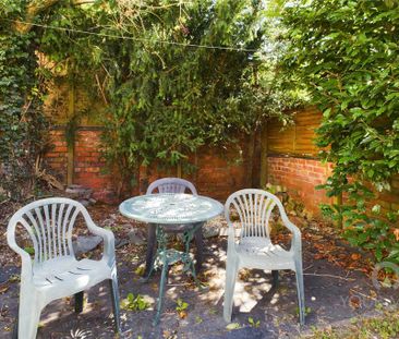 1 bedroom in a house share to rent - Photo 6