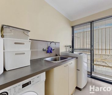 54 Wyatt Road, Hocking, WA 6065 - Photo 5