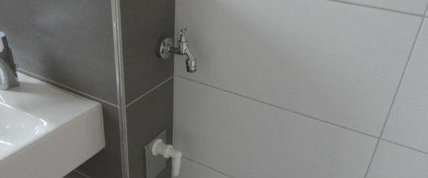 ** Modernisierte 2-Zi-Wohnung mit Wohnküche und Loggia in beliebter Lage von Essen-Frohnhausen ** - Foto 1