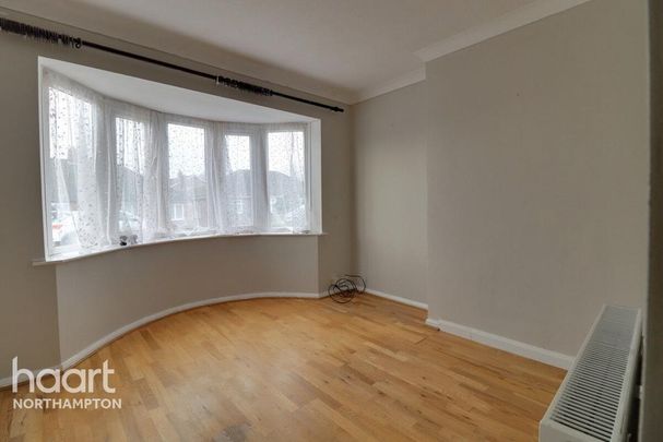 3 bedroom bungalow to rent - Photo 1