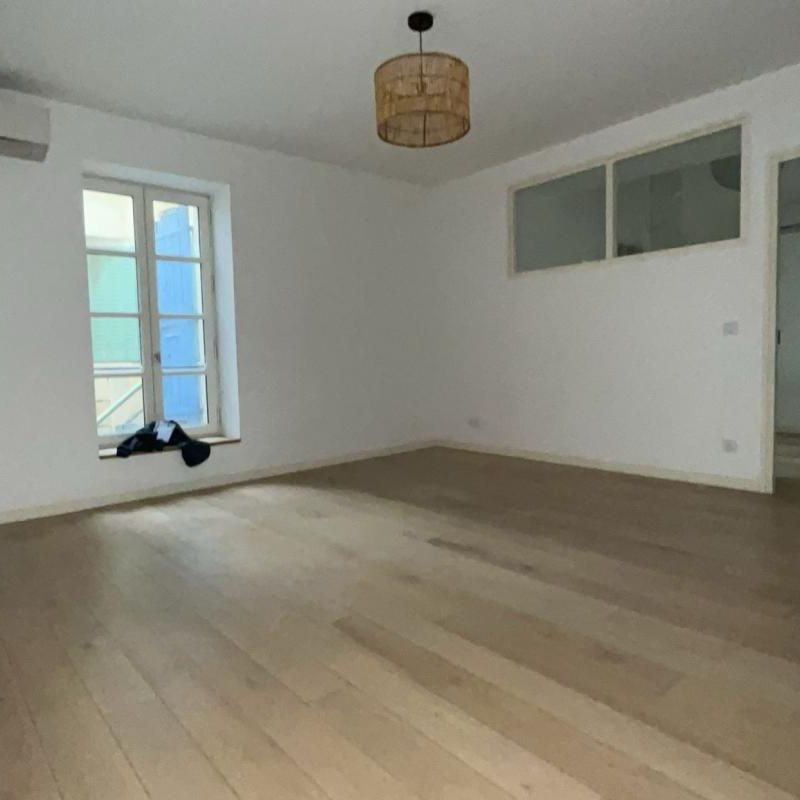 Location Appartement 2 pièces 40m² AVIGNON 84000 - Photo 1