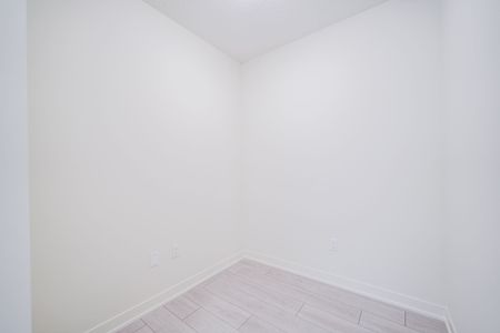 For Lease - 38 Annie Craig Drive Unit# 3903, Toronto, Ontario - Photo 4