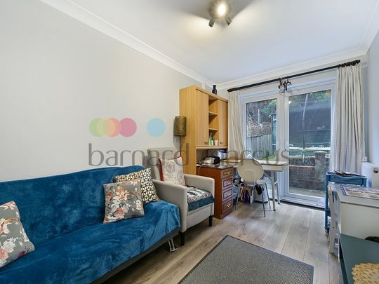 Nursery Road, London, East Finchley - Photo 1