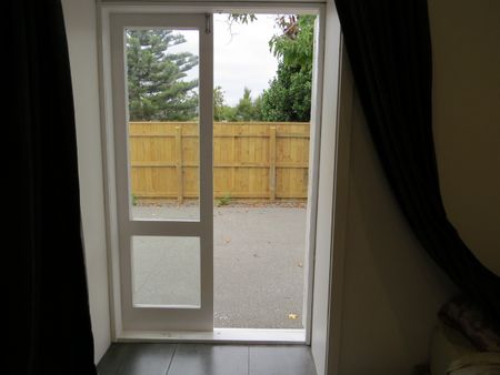 Good sized very tidy one bedroom home, in great location. - Photo 3