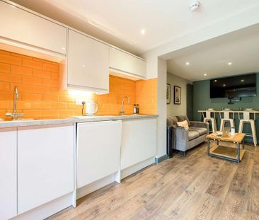 1 bedroom in a house share to rent - Photo 6