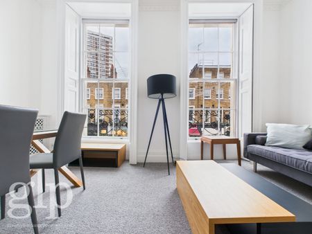 2 Bedroom Maisonette, Connaught Street, Connaught Village, Hyde Park, W2 - Photo 3