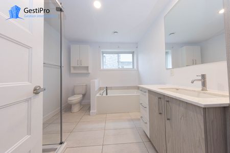 8627-8641 boul. St-Jacques - Photo 5